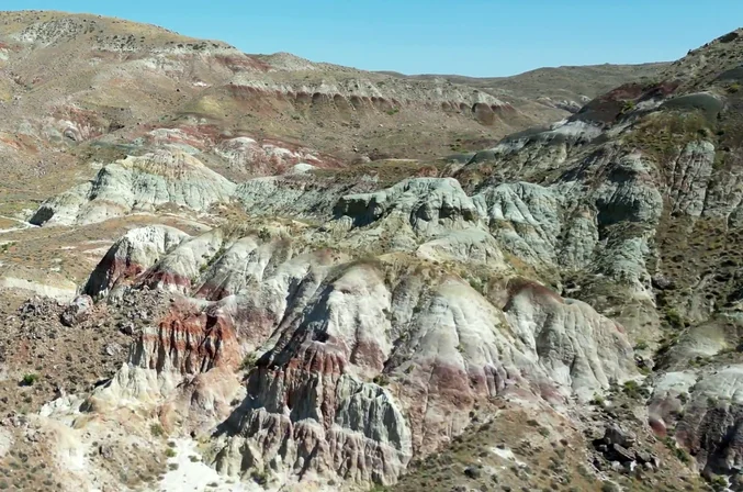 badlands face