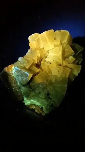 Fluorescent Calcite Crystals